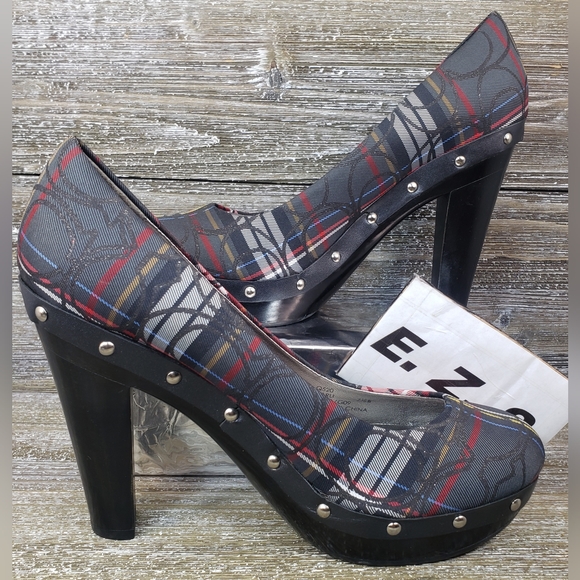 Coach Heels Carli F2370 Multicolor Red Blue Silver Button Women Size 7.5 B - Picture 2 of 11